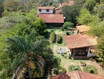 Casa para Venda, em Terespolis, bairro Albuquerque, 4 dormitrios, 7 banheiros, 3 sutes, 2 vagas