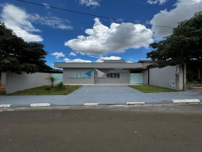 Casa em Condomnio para Venda, em Mogi Guau, bairro Condomnio Dr Falsetti, 3 dormitrios, 2 banheiros, 1 sute, 2 vagas