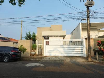Casa para Venda, em Marlia, bairro Jardim Maria Martha, 3 dormitrios, 3 banheiros, 1 sute, 3 vagas