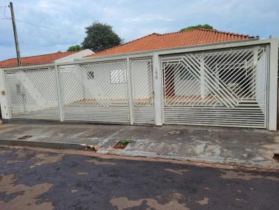 Casa para Venda, em Salto Grande, bairro centro, 2 dormitrios, 3 banheiros