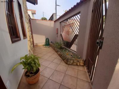Casa para Venda, em Varginha, bairro Boa Vista, 4 dormitrios, 2 banheiros, 1 sute, 3 vagas