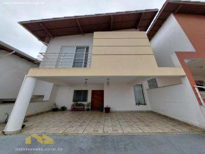 Casa em Condomnio para Venda, em Mogi das Cruzes, bairro Vila Oliveira, 3 dormitrios, 3 banheiros, 1 sute, 2 vagas