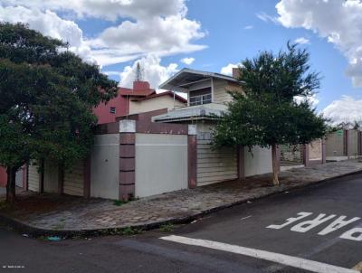Casa 3 dormitrios para Venda, em Apucarana, bairro Vila Vera Cruz