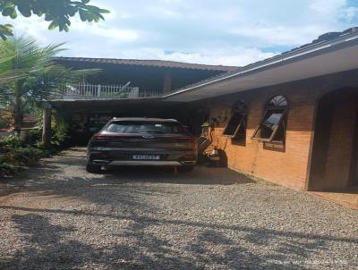 Casa para Venda, em Joinville, bairro Pirabeiraba (Pirabeiraba), 3 dormitrios, 3 banheiros, 1 sute, 2 vagas
