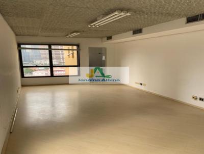 Comercial para Locao, em So Paulo, bairro Chcara Santo Antnio (Zona Sul), 2 banheiros, 1 vaga