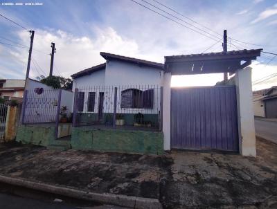 Casa / Sobrado para Venda, em Bragana Paulista, bairro Recanto Amapola, 2 dormitrios, 2 banheiros, 3 vagas