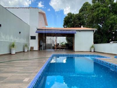 Casa para Venda, em Marlia, bairro Alto Cafezal, 3 dormitrios, 4 banheiros, 4 vagas