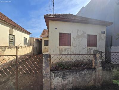 Casa para Venda, em Ourinhos, bairro Vila Perino, 3 dormitrios, 2 banheiros, 1 vaga