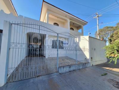 Casa para Locao, em Mato, bairro Vila Santa Cruz, 3 dormitrios, 2 banheiros, 4 vagas