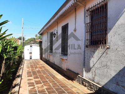 Casa para Venda, em Santa Rita do Passa Quatro, bairro Centro, 5 dormitrios, 2 banheiros, 1 sute, 4 vagas