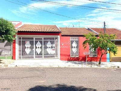 Casa para Venda, em Marlia, bairro Jardim Lavnia, 3 dormitrios, 2 banheiros, 1 sute, 2 vagas