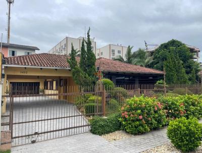 Casa para Venda, em Joinville, bairro Santo Antonio, 4 dormitrios, 3 banheiros, 1 sute, 4 vagas