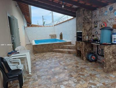 Casa para Venda, em Itanham, bairro Califrnia, 2 dormitrios, 1 banheiro, 1 sute, 1 vaga