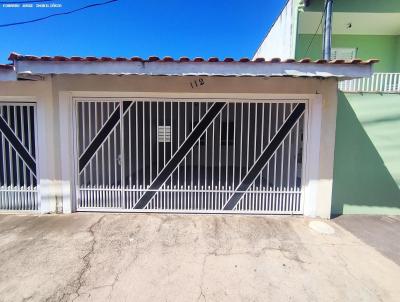 Casa / Sobrado para Locao, em Bragana Paulista, bairro VILA MOTA, 2 dormitrios, 1 banheiro, 1 sute, 2 vagas