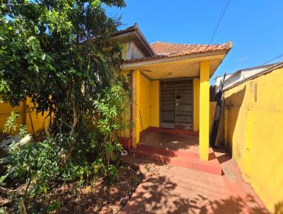 Casa para Venda, em Ourinhos, bairro Vila Perino, 2 dormitrios, 1 banheiro, 1 vaga