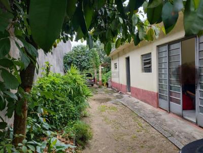 Casa para Venda, em Mogi das Cruzes, bairro Jardim Rodeio, 3 dormitrios, 1 banheiro, 2 vagas