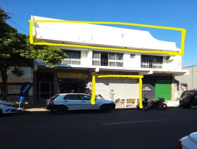 Comercial para Venda, em Uruguaiana, bairro Centro, 3 banheiros