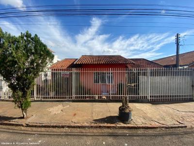 Casa para Venda, em Santo Antnio da Platina, bairro Centro, 3 dormitrios, 3 banheiros, 1 sute, 1 vaga