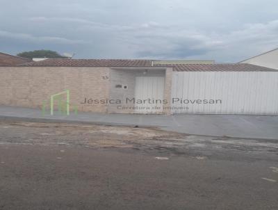 Casa para Venda, em So Jos do Rio Pardo, bairro Jardim So Roque, 2 dormitrios, 2 banheiros, 1 sute, 2 vagas