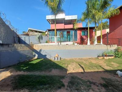 Casa para Venda, em Divinpolis, bairro JOAO PAULO II, 4 dormitrios, 5 banheiros, 2 sutes, 6 vagas