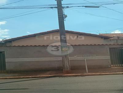 Casa para Venda, em Ourinhos, bairro Jardim So Carlos, 3 dormitrios, 2 banheiros, 1 sute, 1 vaga