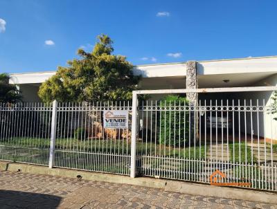 Casa Trrea para Venda, em So Joo da Boa Vista, bairro Centro, 3 dormitrios, 2 banheiros, 2 sutes, 2 vagas