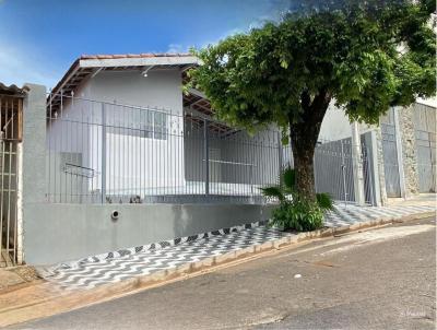 Casa para Venda, em Lins, bairro Jardim Campestre, 3 dormitrios, 1 banheiro, 2 vagas