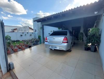 Casa 2 dormitrios para Venda, em Lucas do Rio Verde, bairro Parque das Araras, 2 dormitrios, 1 banheiro, 1 vaga