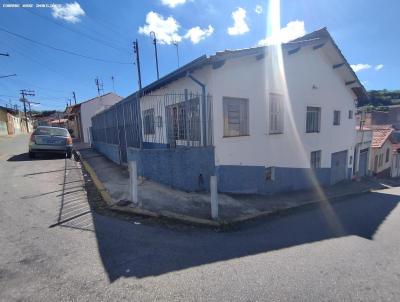 Casa / Sobrado para Venda, em Bragana Paulista, bairro LAVAPES, 3 dormitrios, 2 banheiros, 2 vagas