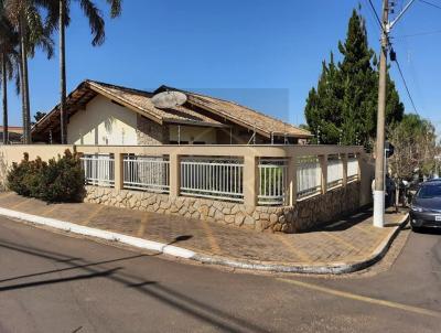 Casa para Venda, em Analndia, bairro Centro, 3 dormitrios, 1 banheiro, 1 sute