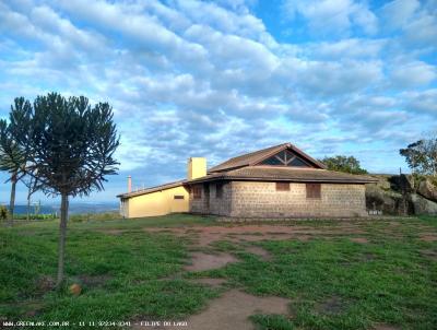 Fazenda para Venda, em Amparo, bairro Zona Rural, 1 banheiro