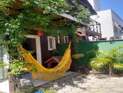 Casa para Venda, em Florianpolis, bairro Rio Tavares, 1 dormitrio, 1 banheiro, 1 vaga