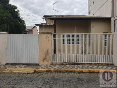 Casa para Locao, em Lorena, bairro Centro, 2 dormitrios, 2 banheiros, 1 sute, 1 vaga