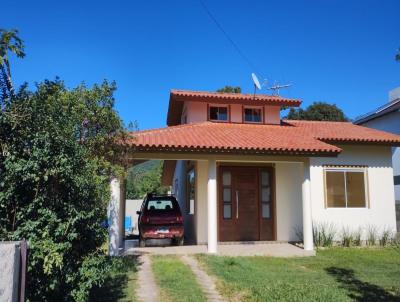 Casa para Venda, em Garopaba, bairro Areias do Macac, 3 dormitrios, 1 banheiro, 1 vaga