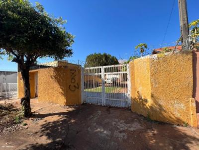 Casa para Venda, em Nova Granada, bairro Centro, 3 dormitrios, 1 banheiro, 1 sute, 1 vaga