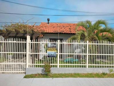 Casa para Venda, em Tramanda, bairro Tramanda, 3 dormitrios, 2 banheiros, 2 sutes, 1 vaga