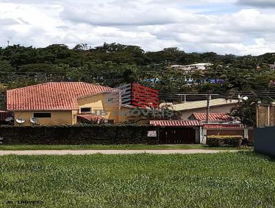 Casa para Venda, em Guaratinguet, bairro , 2 dormitrios, 1 banheiro, 1 sute, 2 vagas