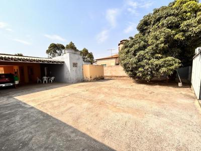 Casa para Venda, em Braslia, bairro Setor Habitacional Vicente Pires - Trecho 3, 2 dormitrios, 2 sutes, 10 vagas