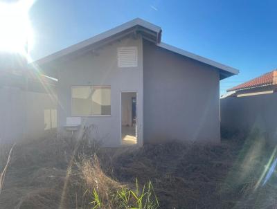 Casa para Venda, em Uberlndia, bairro Fruta do Conde, 2 dormitrios, 2 banheiros, 2 vagas