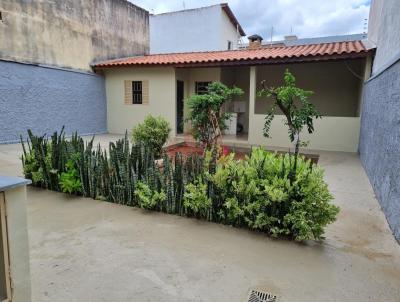 Casa para Venda, em Indaiatuba, bairro Vila Furlan, 2 dormitrios, 2 banheiros, 1 vaga