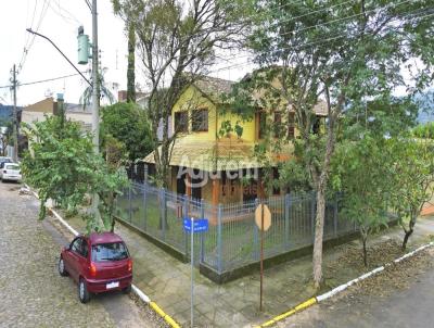 Casa para Venda, em Igrejinha, bairro Bom Pastor, 3 dormitrios, 2 banheiros, 1 sute, 1 vaga