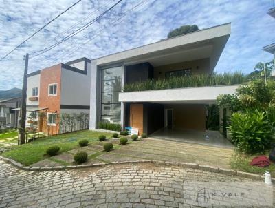 Casa em Condomnio para Venda, em Terespolis, bairro Vargem Grande, 4 dormitrios, 4 banheiros, 3 sutes, 2 vagas