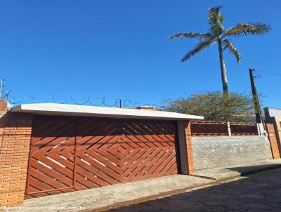 Casa para Venda, em Itanham, bairro Vila Nova Itanham, 2 dormitrios, 1 banheiro, 2 vagas
