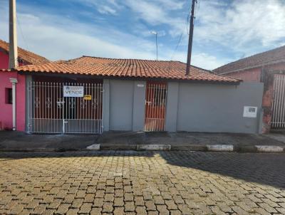 Casa para Venda, em Capo Bonito, bairro Centro, 3 dormitrios, 1 banheiro, 1 vaga