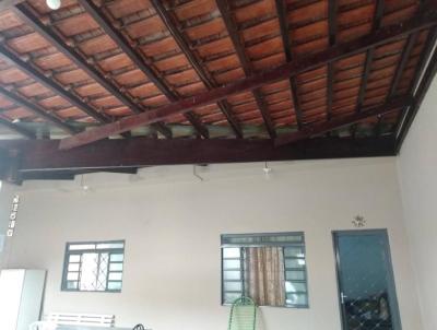 Casa para Venda, em Passos, bairro Aclimao, 2 dormitrios, 1 banheiro, 2 vagas