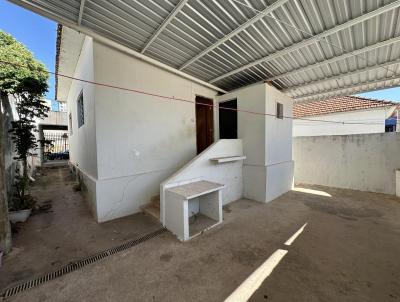 Casa para Venda, em Presidente Prudente, bairro CENTRO, 4 dormitrios, 4 banheiros, 1 vaga