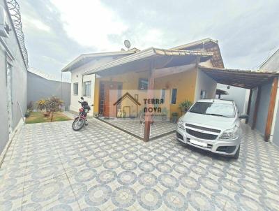 Casa para Venda, em Lagoa Santa, bairro Moradas da Lapinha, 3 dormitrios, 1 banheiro, 1 sute, 2 vagas