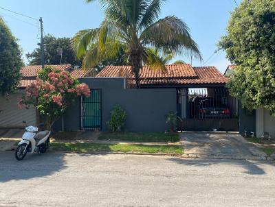 Casa 2 dormitrios para Venda, em Lucas do Rio Verde, bairro Cerrado, 2 dormitrios, 1 banheiro, 1 vaga