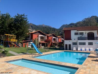 Casa em Condomnio para Venda, em Terespolis, bairro Alto, 3 dormitrios, 3 banheiros, 1 sute, 3 vagas