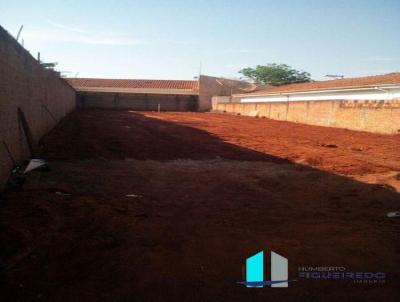 Terreno para Venda, em Araraquara, bairro Vila Yamada, 1 banheiro